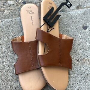 Brand new memory foam sandals